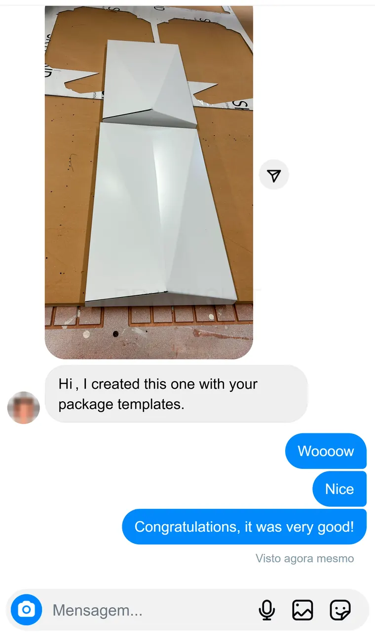 Chat screenshot: customer shows the white folded ACM piece made with the pack templates